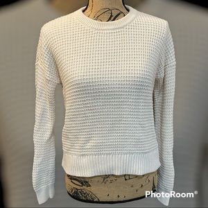 💐 2/$25 Banana Republic cream knit sweater